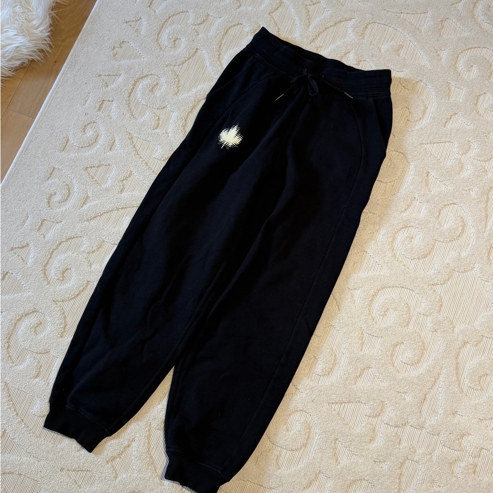 Black lululemon Drawstring Jogger Pants
